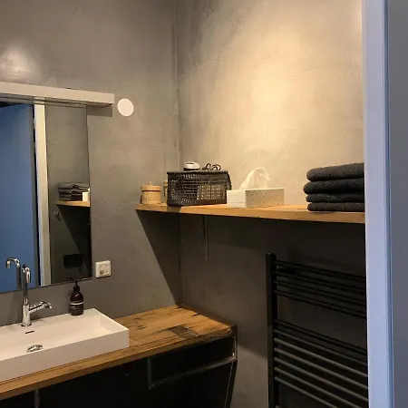 Chez Odette - Free Bikes & Private Car Parking