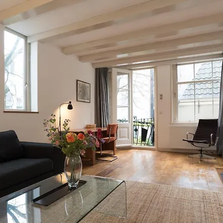 Kloveniers Homestay *