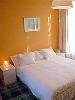 Otel Weber 2*