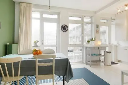 Adam & Eve Apartment *