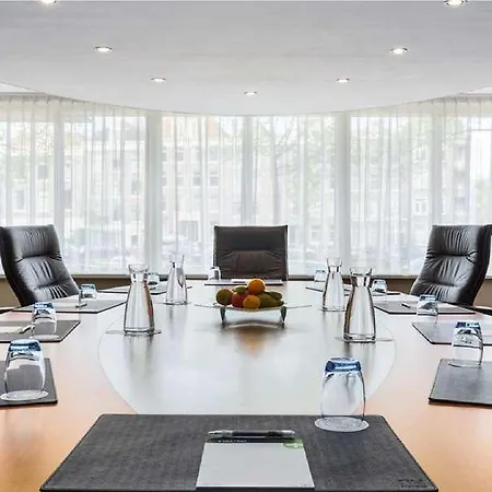 Avani Museum Quarter - Previously Nh Museum Quarter Hotel 4*