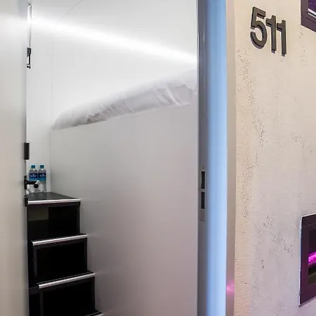 This HoTel Hostel