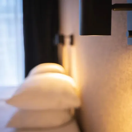 Vondel Garden - Digital Access Hotel 2*