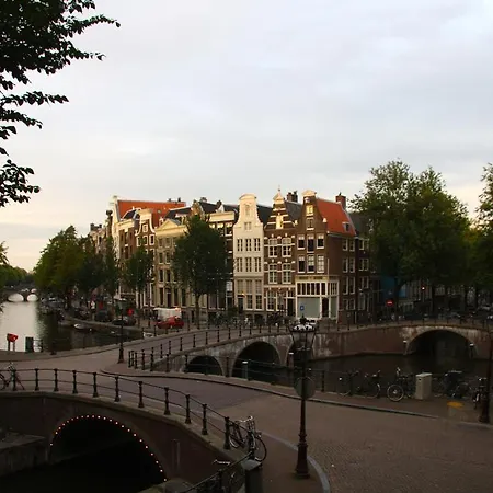 Blossom 2* Amsterdam