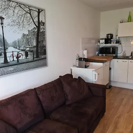 Alloggio in famiglia Johan's With Roofterrace And Cheap Parking - Since 2014 Amsterdam