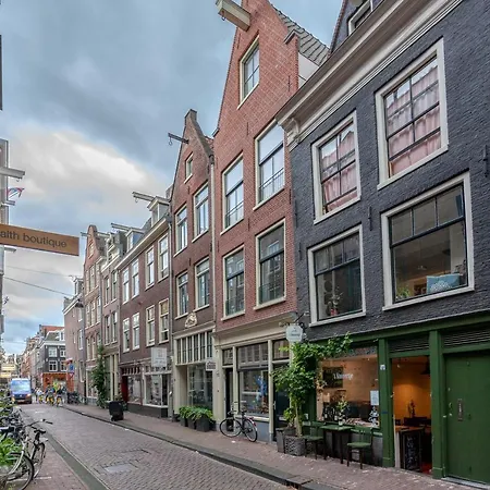 1971 Hazenstraat - Shared Bathroom Homestay Amsterdam