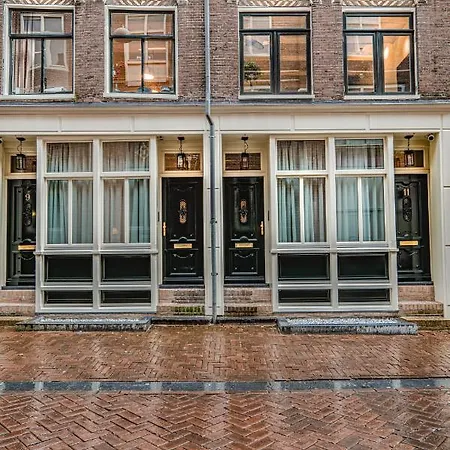 Leidse Square 5 Star Luxury 4*
