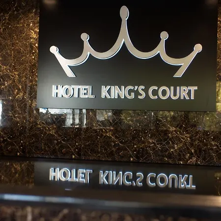 King's Court 3*