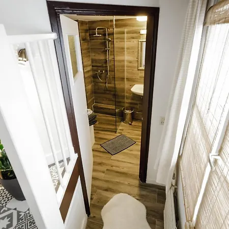 Aris Guest house 3*