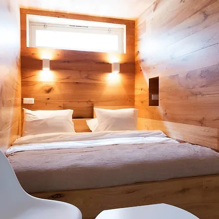 Marnix360apartments The Mansion 2* アムステルダム