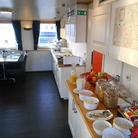 Hotelboat Iris
