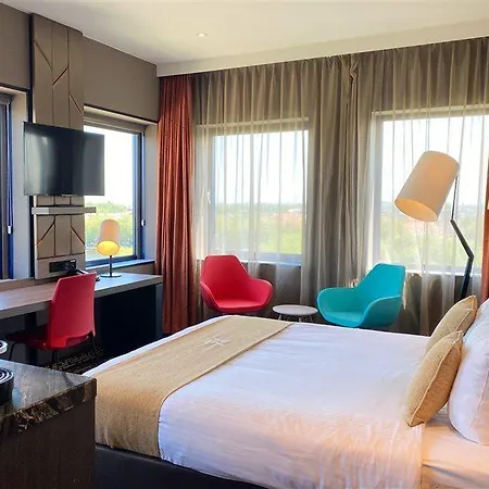 Xo Couture Hotel 4*