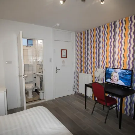 Hotel&bar Royal Taste Hotel *