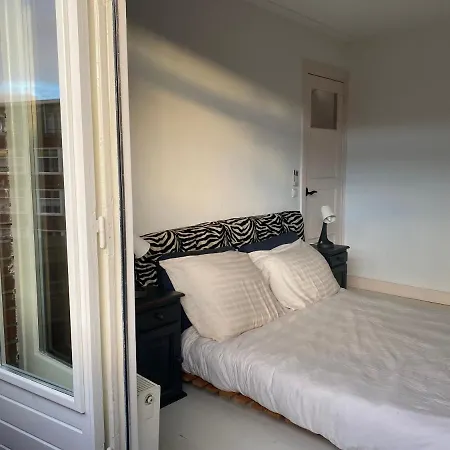 Bed & Breakfast Chic & Cosy Near The Rai Amsterdam