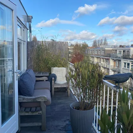 Bed & Breakfast Chic & Cosy Near The Rai Amsterdam