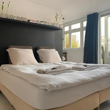 Bed & Breakfast Chic & Cosy Near The Rai Amsterdam