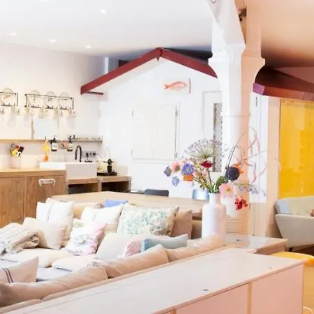 Flo's Atelier - Family Bed & Breakfast Amsterdam