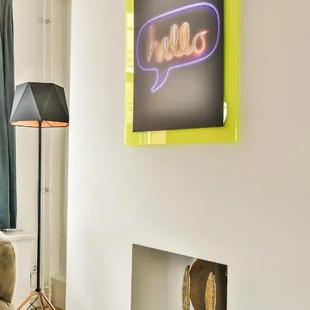 Couette-café Spiegelgracht With Canal View 5*