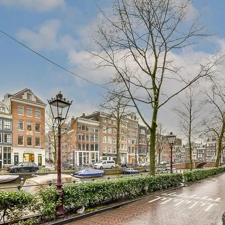 Spiegelgracht With Canal View 5* Amsterdam