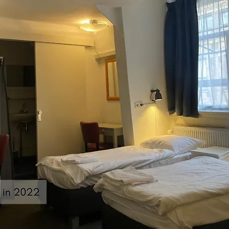 فندق سيتي 2*