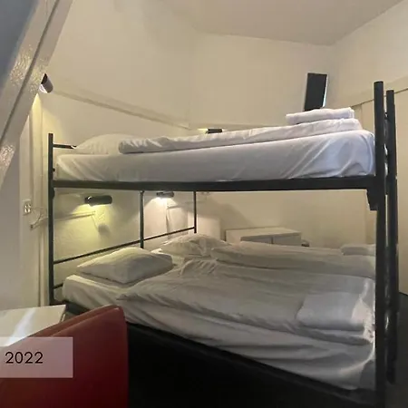 فندق سيتي 2*