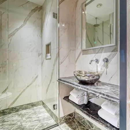 Hotell G Experience 3*