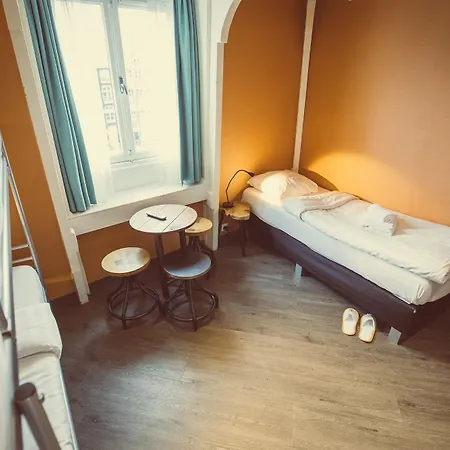 Hotel Tourist One 2*