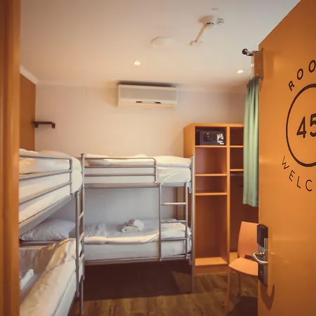 Hotel Tourist One