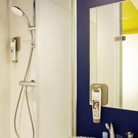 Ibis Budget Amsterdam Airport מלון