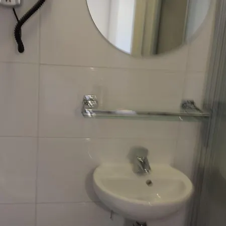 Victorie Hotel 3*