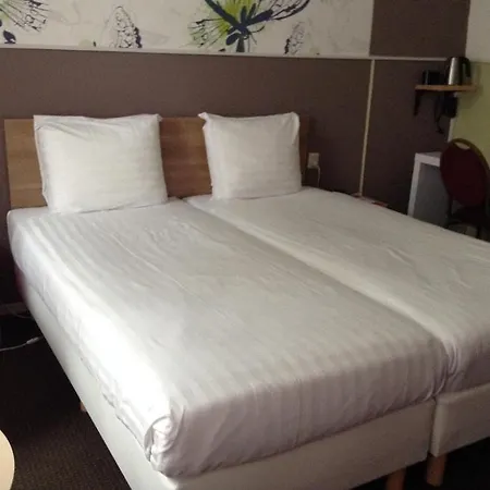 Aadam Wilhelmina Hotel