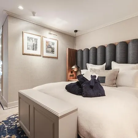 717 Otel Amsterdam