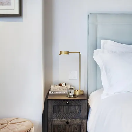 Maison Elle Hotell 4*