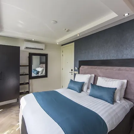 No. 377 House Hotel 3*