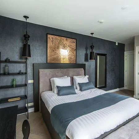 Hotel No. 377 House 3*