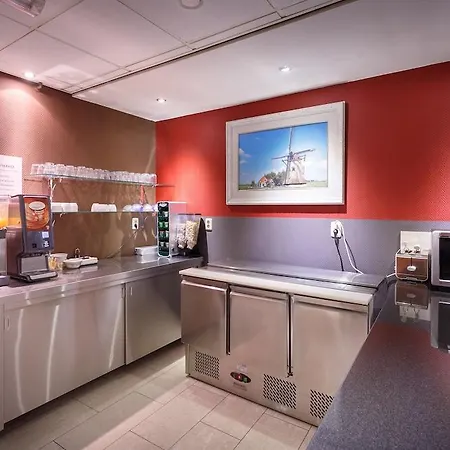 Downtown Hotel 2*