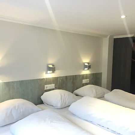 Damrak Hotel Amsterdam