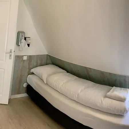 Damrak Отель Амстердам
