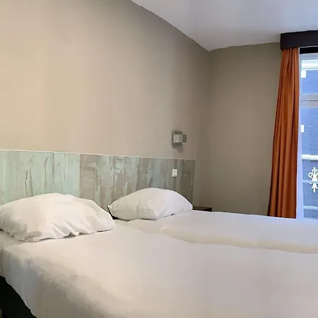 Damrak Hotel