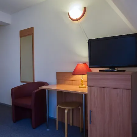 Rho Hotel