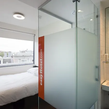 Hotel Easyhotel City Centre South