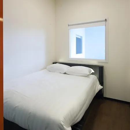 Easyhotel City Centre South 2* Amsterdam