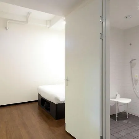 Easyhotel City Centre South 2* Amsterdam