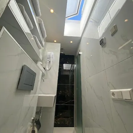 Hotel Alp 2*