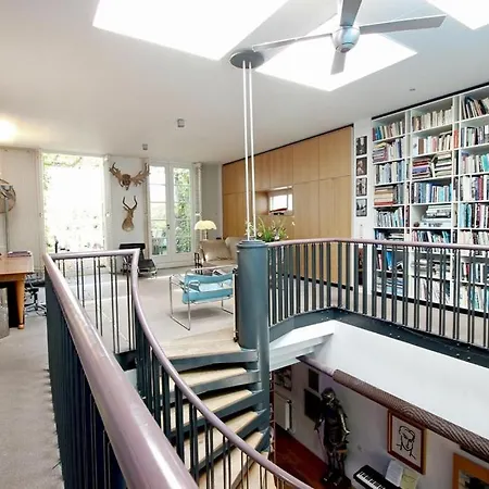 Elegant Penthouse Loft Of 250 M2 In City Centre With Huge Roofgarden 80 M2 * Amsterdam