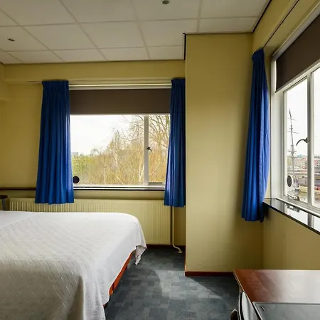 Hotell Homeland 3*