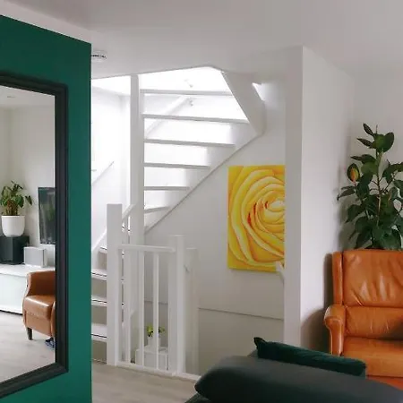 Designed Penthouse, Center *