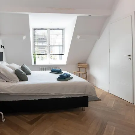 Raam Studio's Homestay Amsterdam