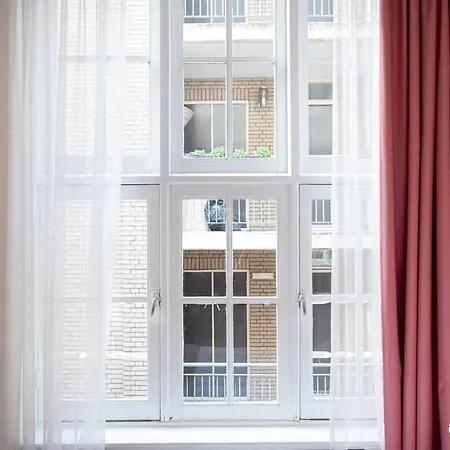 Rho Hotel