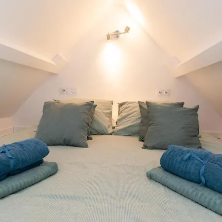Homestay Raam Studio's